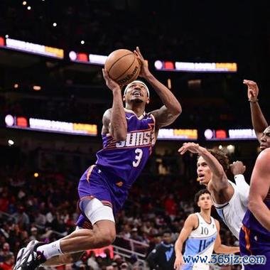 魔术六连胜终结太阳四连胜 特雷-杨19助攻助老鹰险胜国王